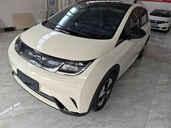 BYD Dolphin 2023