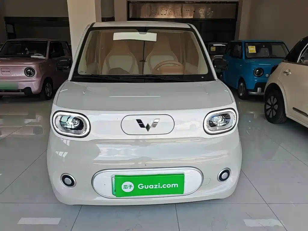 Wuling Hongguang MINIEV 2025