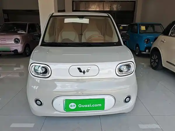 Wuling Hongguang MINIEV 2025
