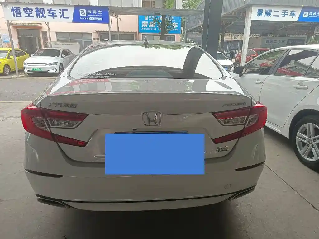Honda Accord 2019 — фото 13