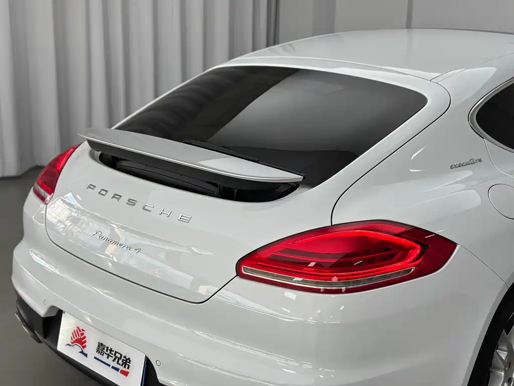 Porsche Panamera 2016 — фото 16