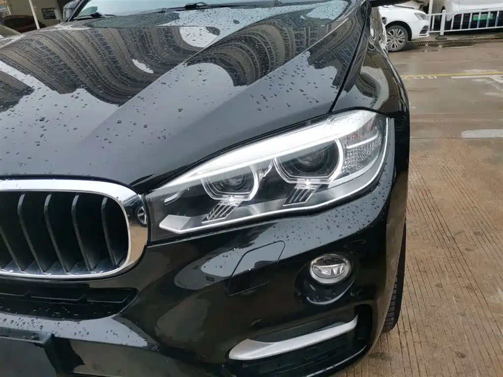 BMW X6 2015 — фото 18