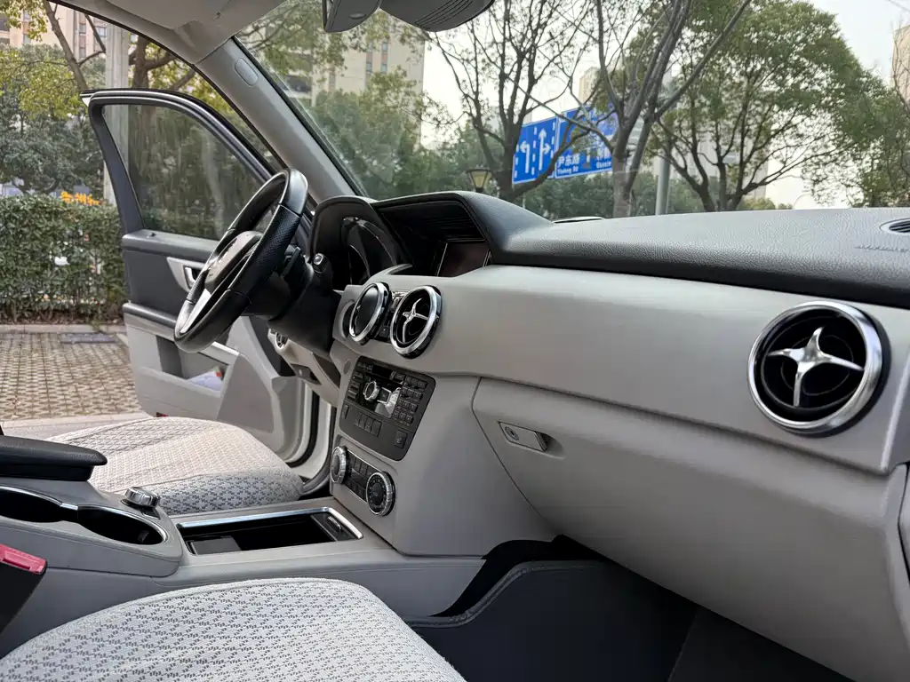 Mercedes-Benz GLK-Class 2014 — фото 13