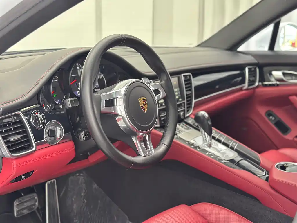 Porsche Panamera 2016 — фото 17