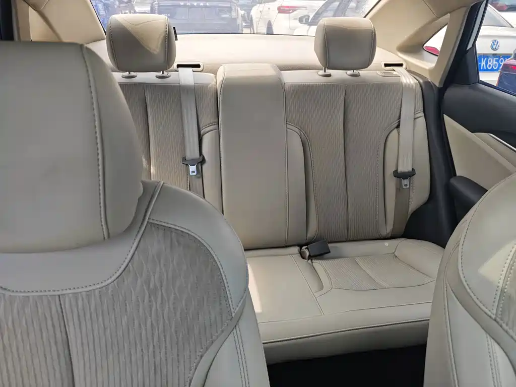 Buick Excelle GT 2017 — фото 13
