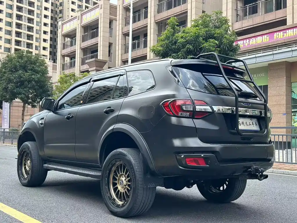 Ford Everest 2018 — фото 8