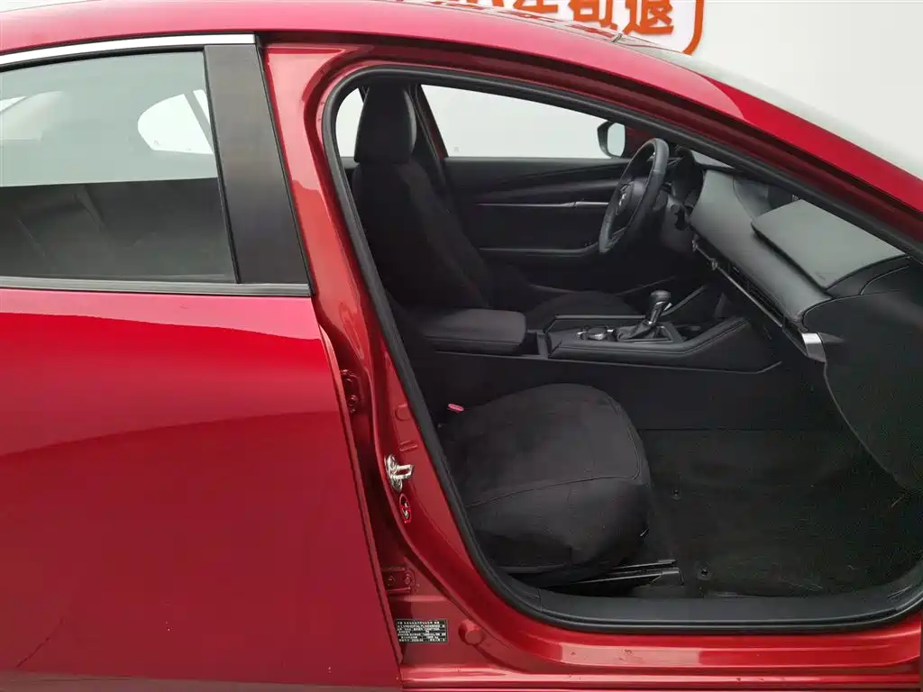 Mazda 3 Axela 2020 — фото 23