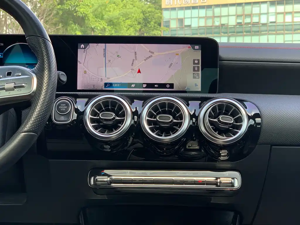Mercedes-Benz CLA 2021 — фото 20