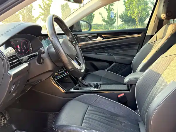 Volkswagen Passat 2022