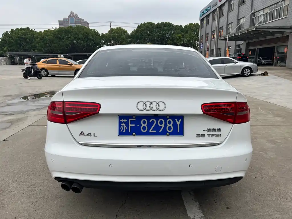Audi A4L 2015 — фото 5