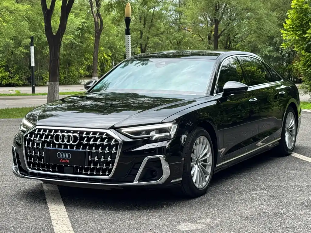 Audi A8 2023