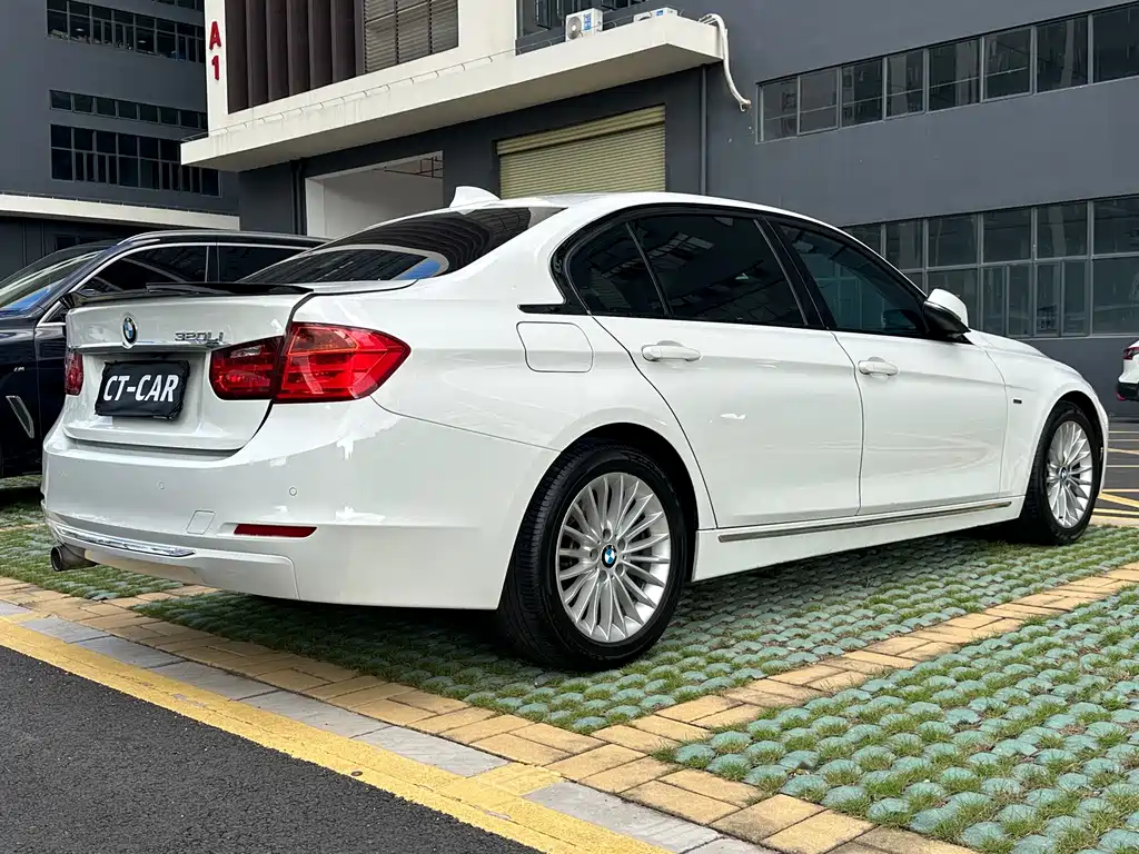 BMW 3 Series 2014 — фото 9