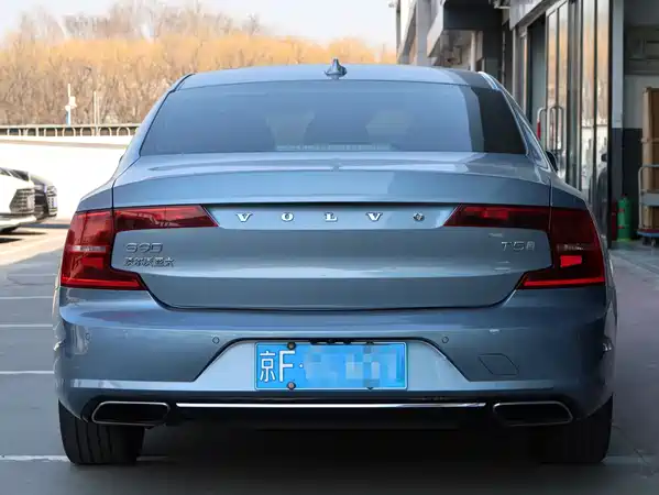 Volvo S90 2019