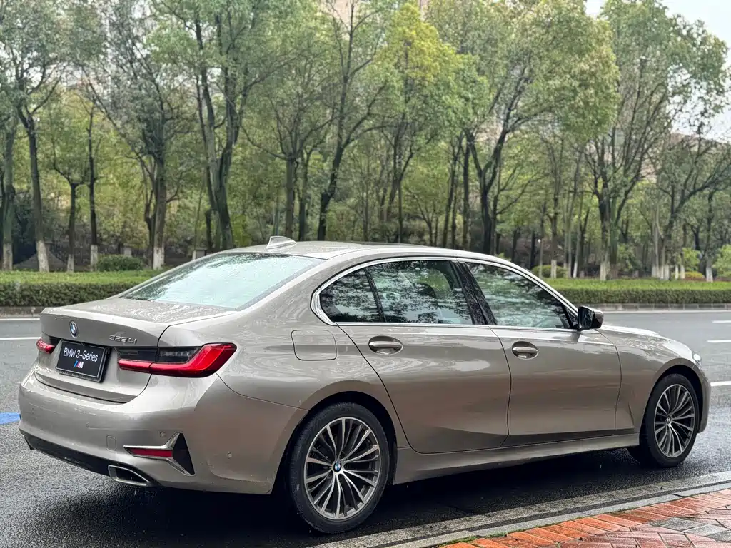BMW 3 Series 2020