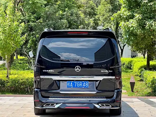 Mercedes-Benz Vito 2024