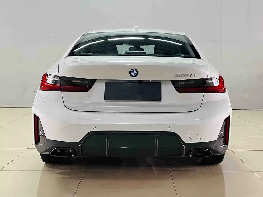 BMW 3 Series 2023