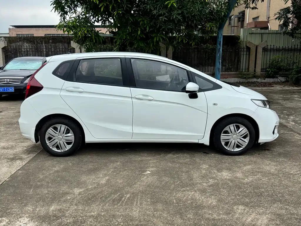 Honda Fit 2019 — фото 4