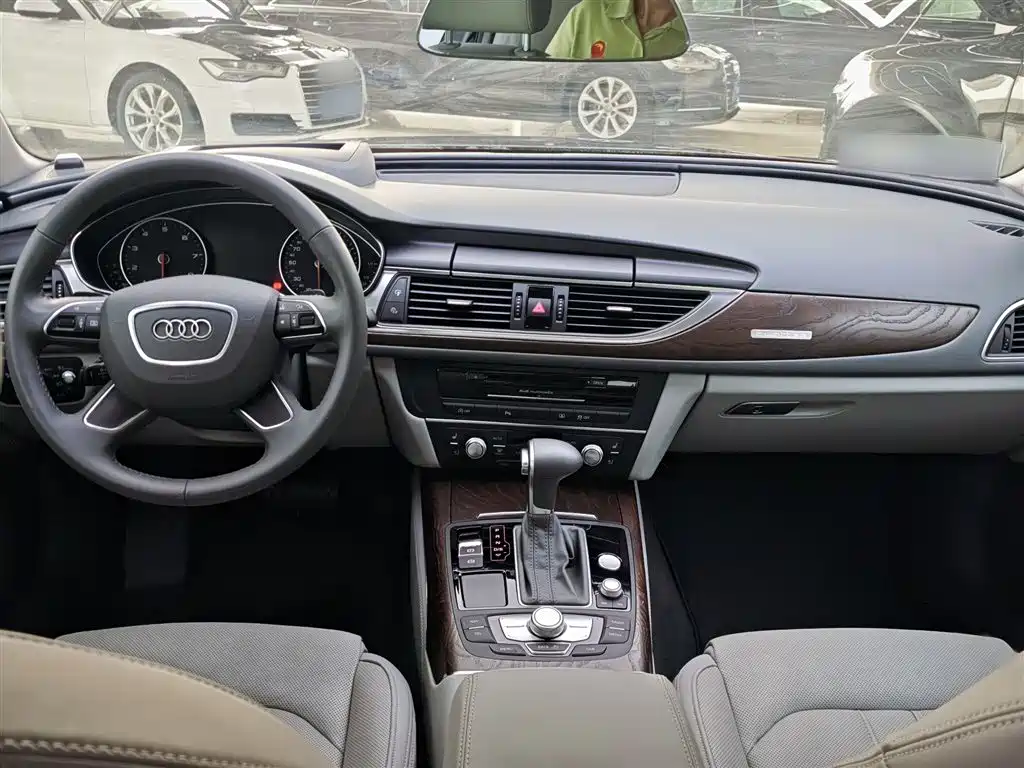 Audi A6L 2015 — фото 9