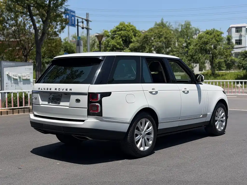 Land Rover Range Rover 2016 — фото 14
