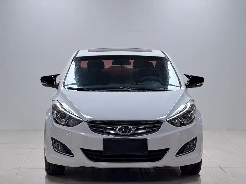 Hyundai Elantra 2013