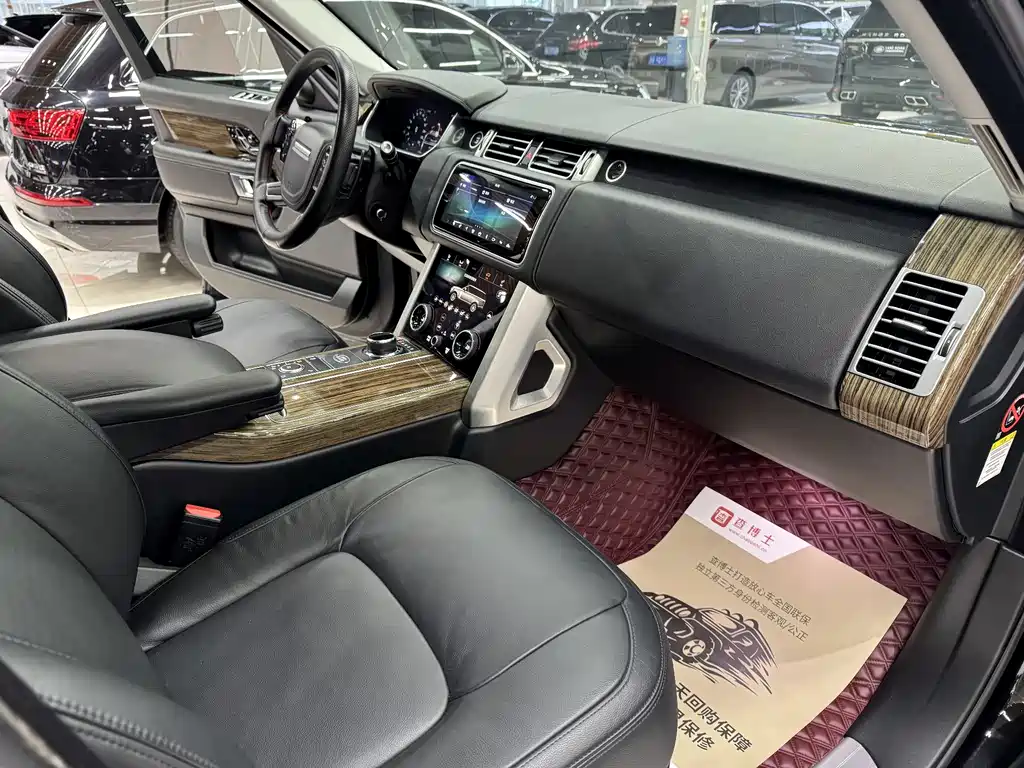 Land Rover Range Rover 2019 — фото 12