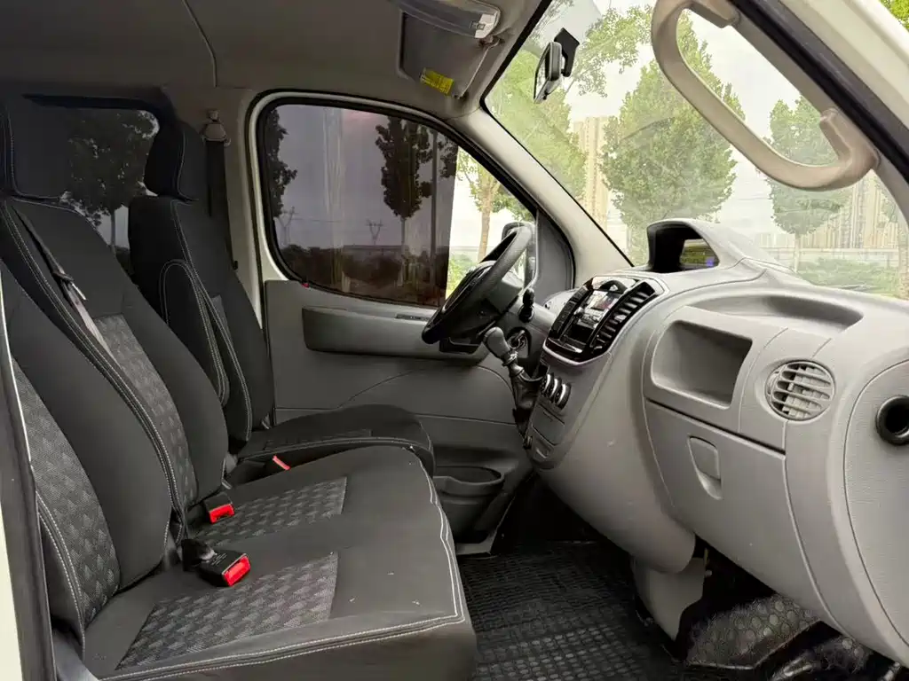 Maxus V80 2023