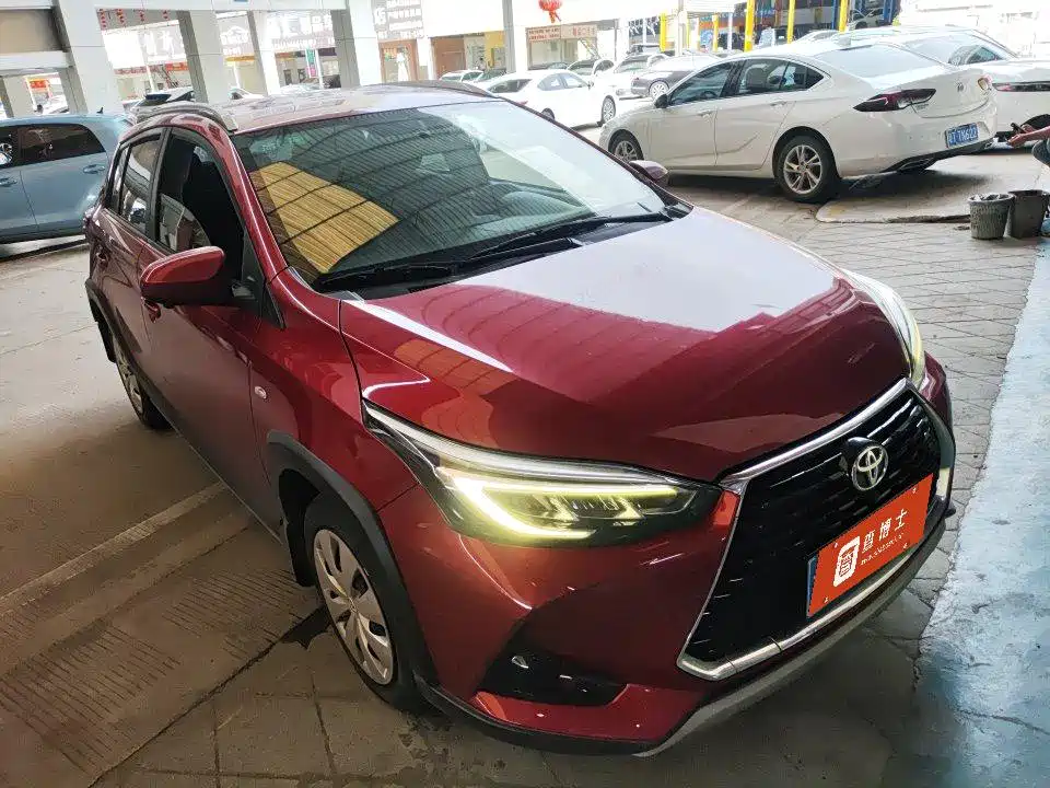 Toyota Yaris L 2020