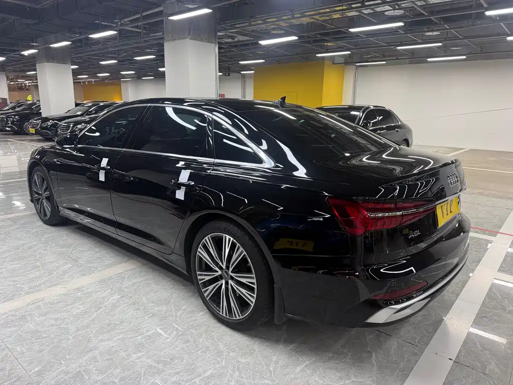 Audi A6L 2023 — фото 15