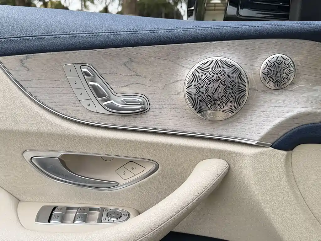Mercedes-Benz E-Class 2022 — фото 14
