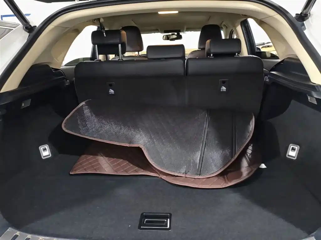 Lexus NX 2016 — фото 19