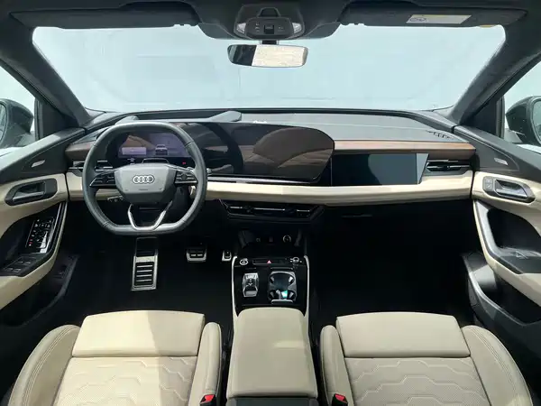 Audi Q6L E-Tron 2025