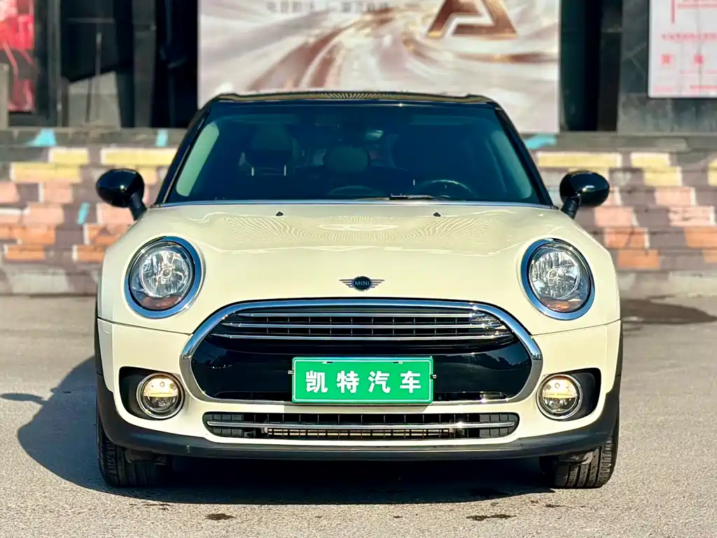 MINI Clubman 2019 — фото 2