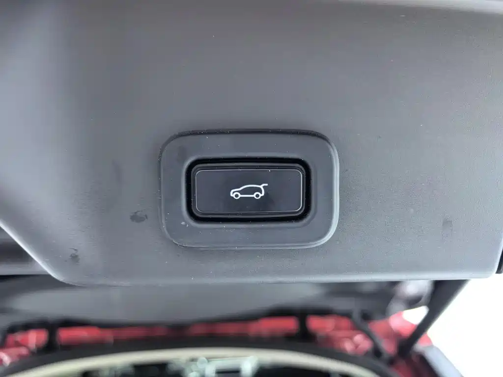 Land Rover Evoque 2022 — фото 21