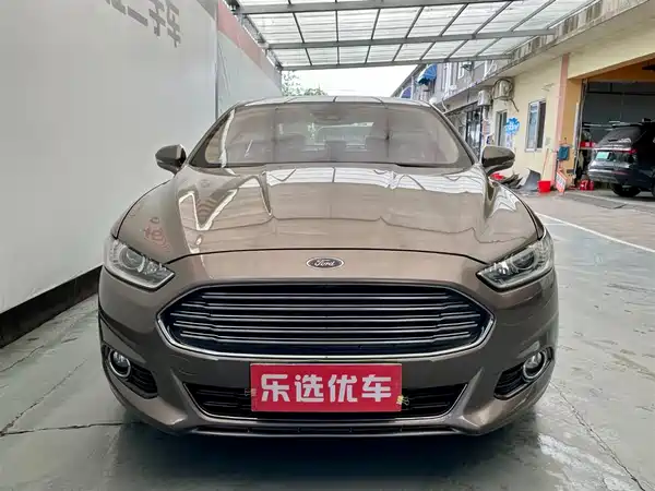 Ford Mondeo 2015