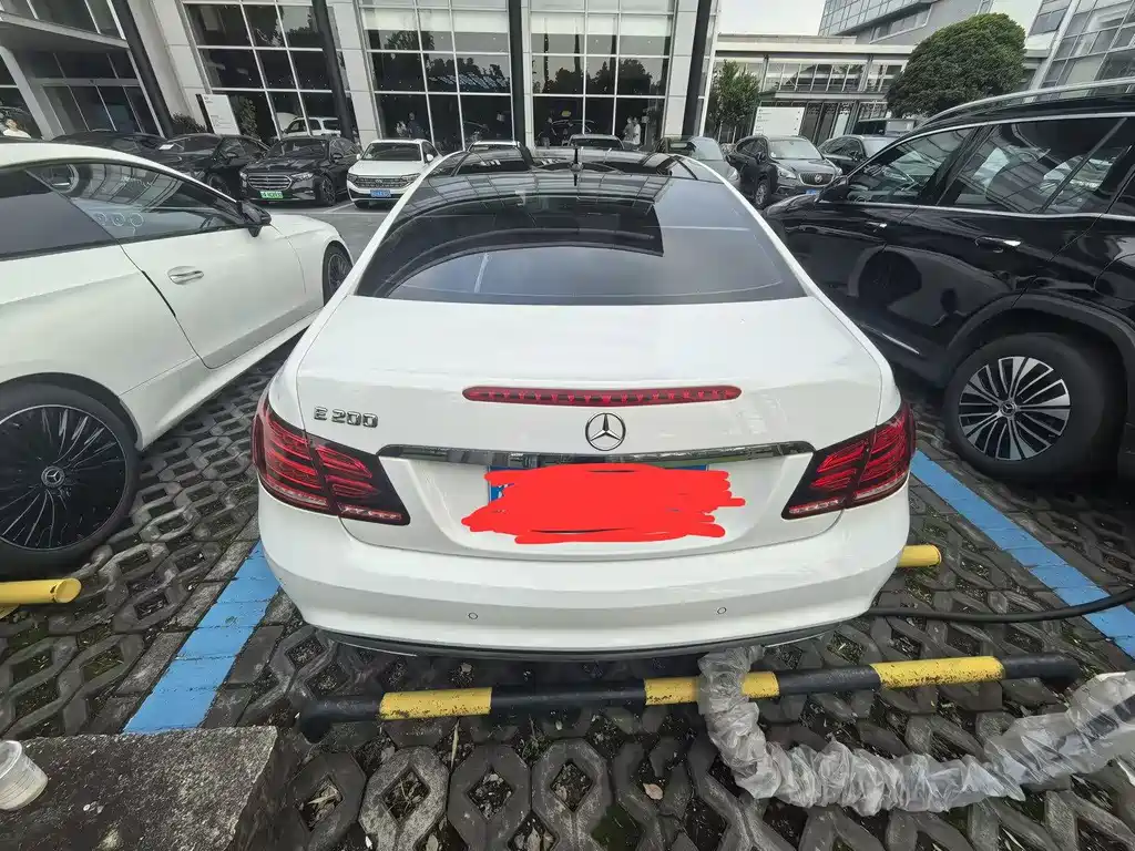 Mercedes-Benz E-Class 2016