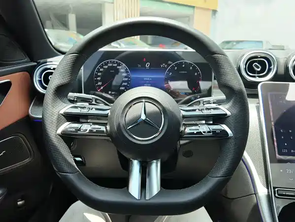 Mercedes-Benz C-Class 2022