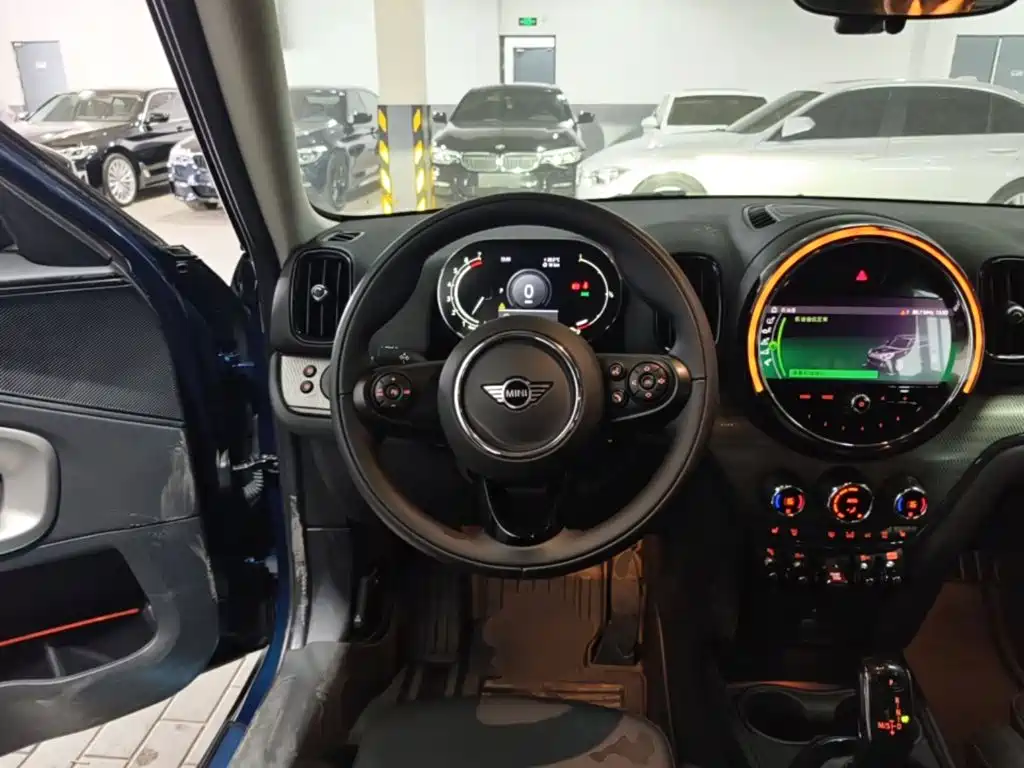 MINI Countryman 2021 — фото 11