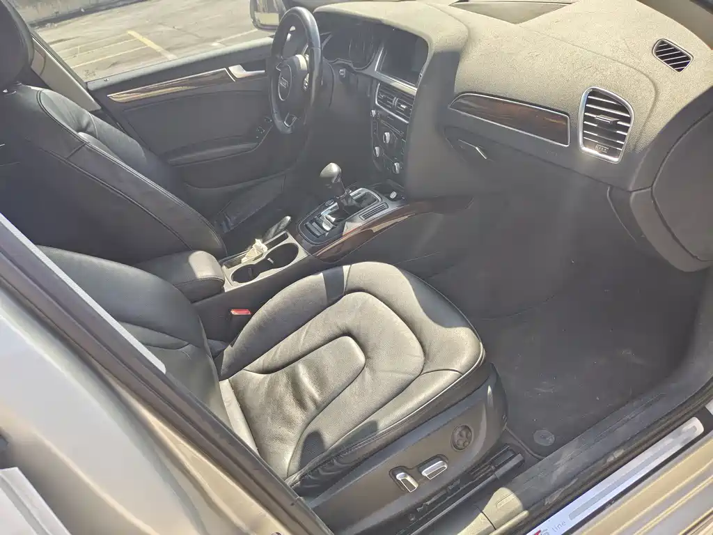 Audi A4L 2016