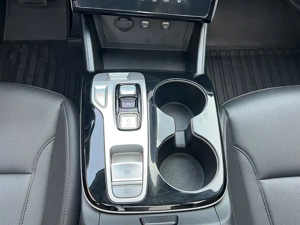 Hyundai Tucson 2023 — фото 10