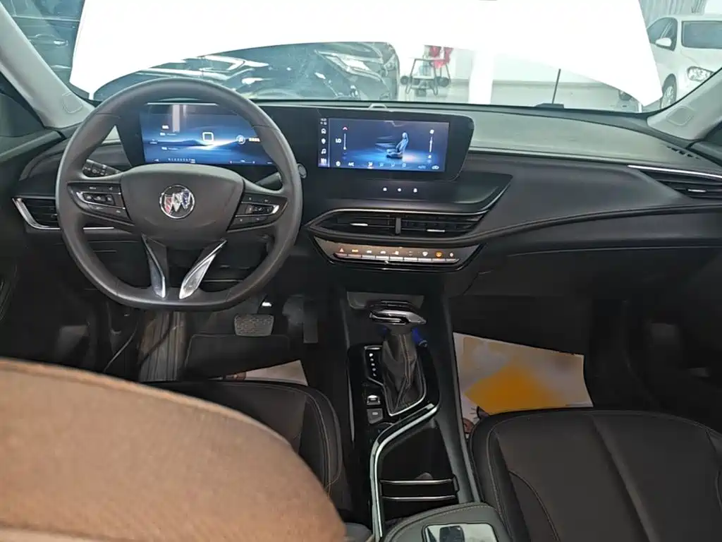 Buick Verano 2023 — фото 10