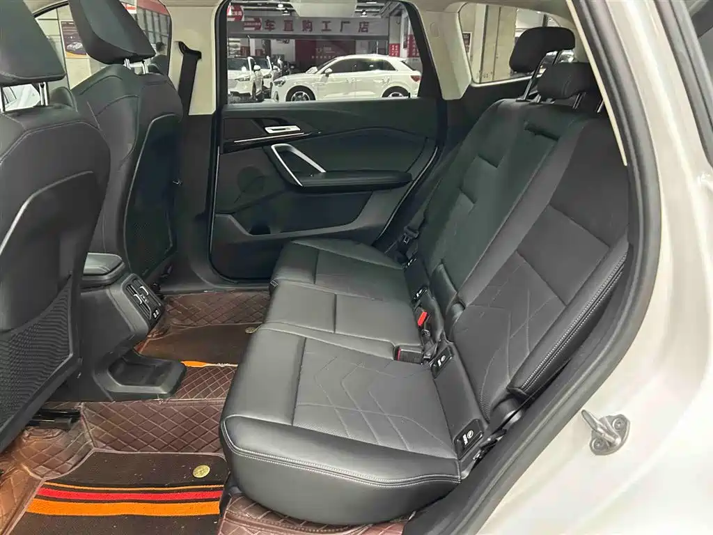 BMW X1 2023 — фото 15
