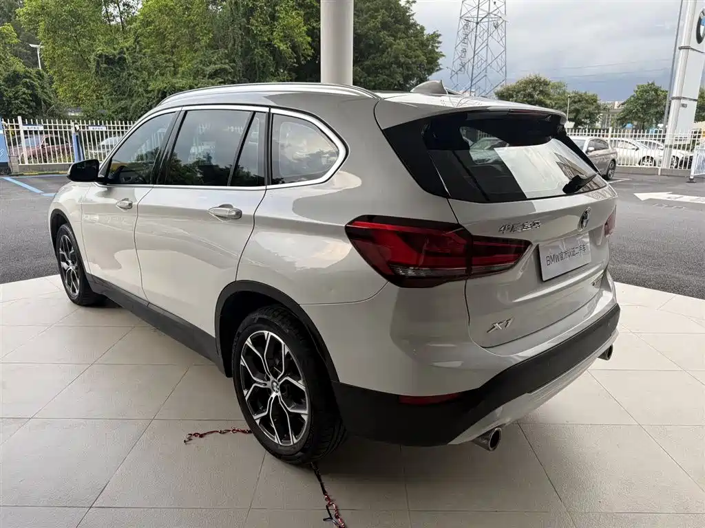 BMW X1 2022 — фото 4