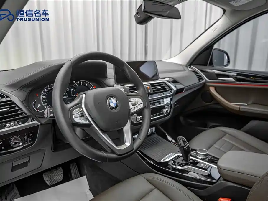 BMW X3 2019 — фото 12