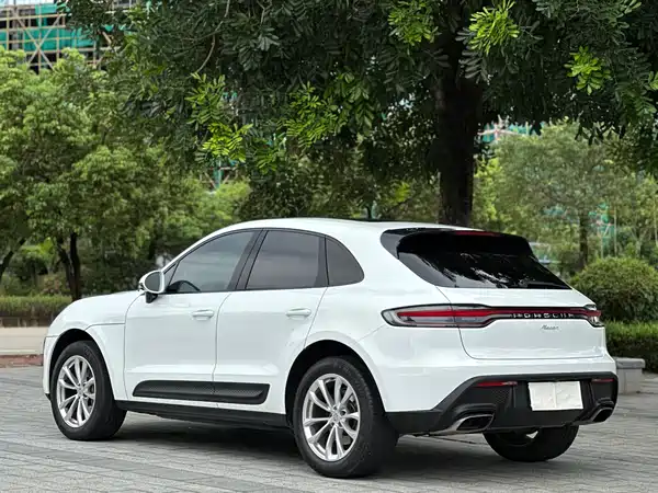 Porsche Macan 2022