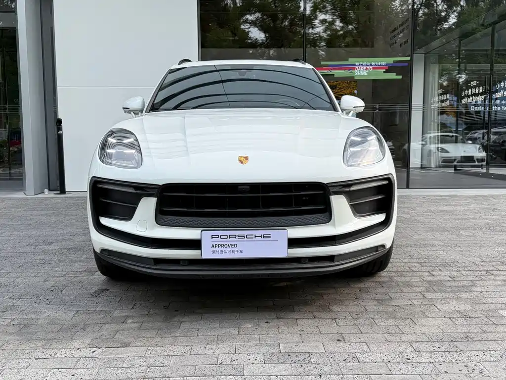 Porsche Macan 2022