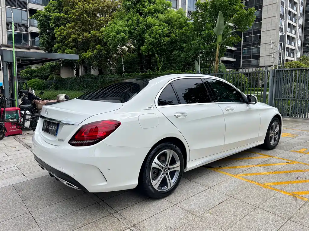 Mercedes-Benz C-Class 2019