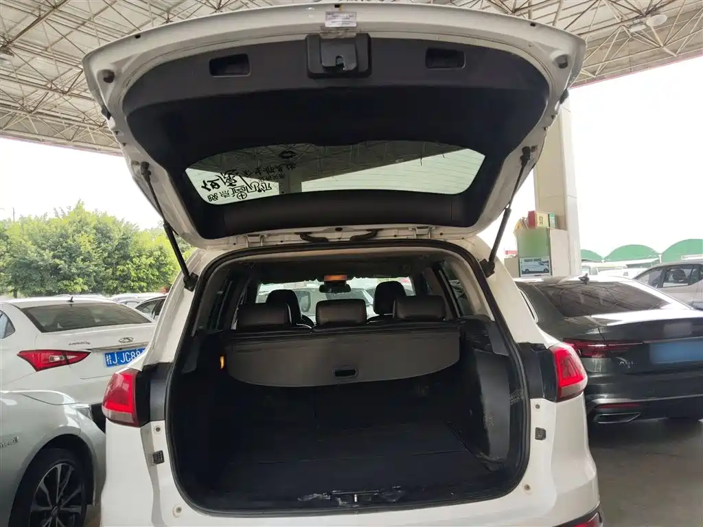 Zotye X5 2016 — фото 15