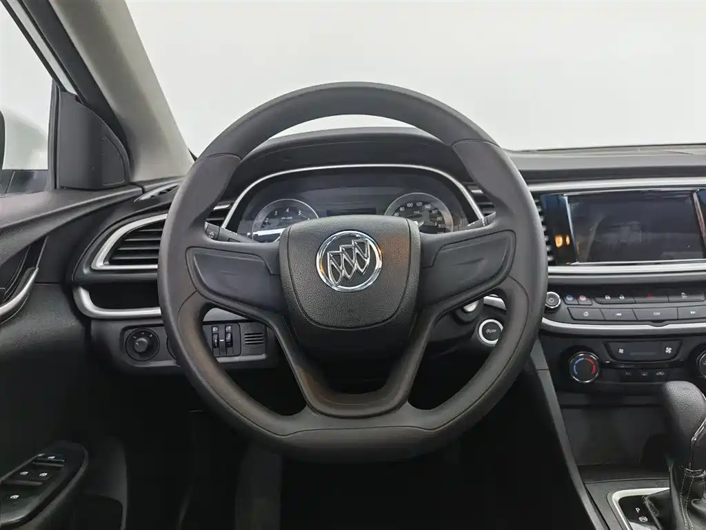 Buick Excelle 2020 — фото 11