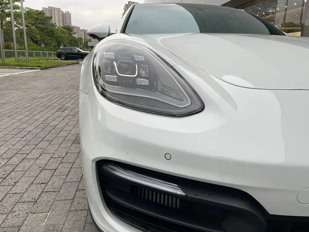 Porsche Panamera 2023 — фото 12