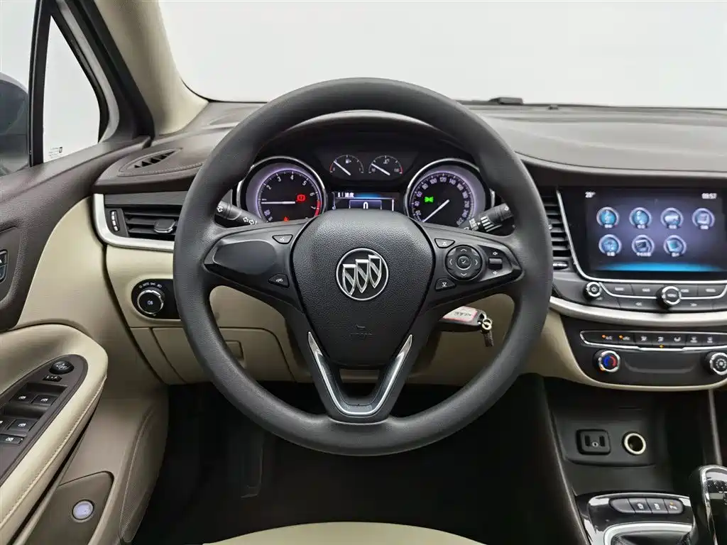Buick Verano 2017 — фото 11